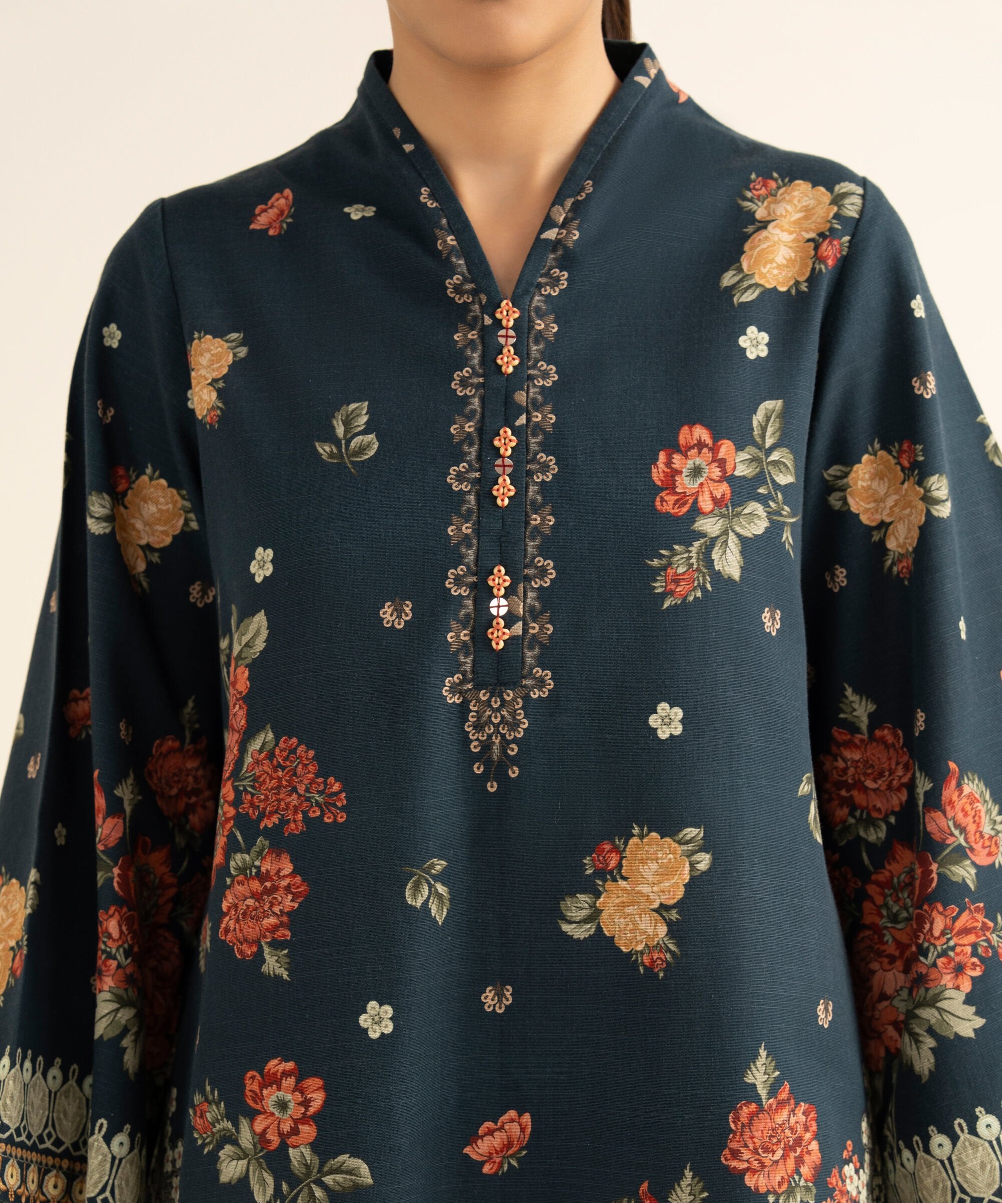 3 Piece - Printed Light Khaddar Suit