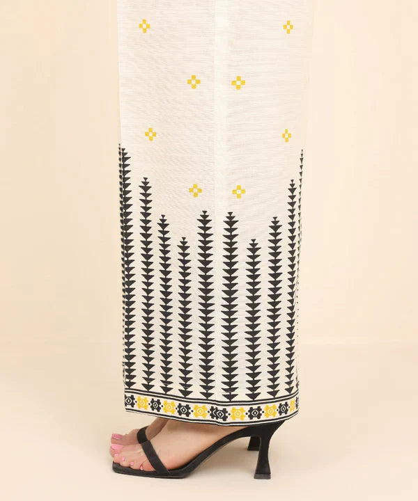 Printed Khaddar Straight Pants