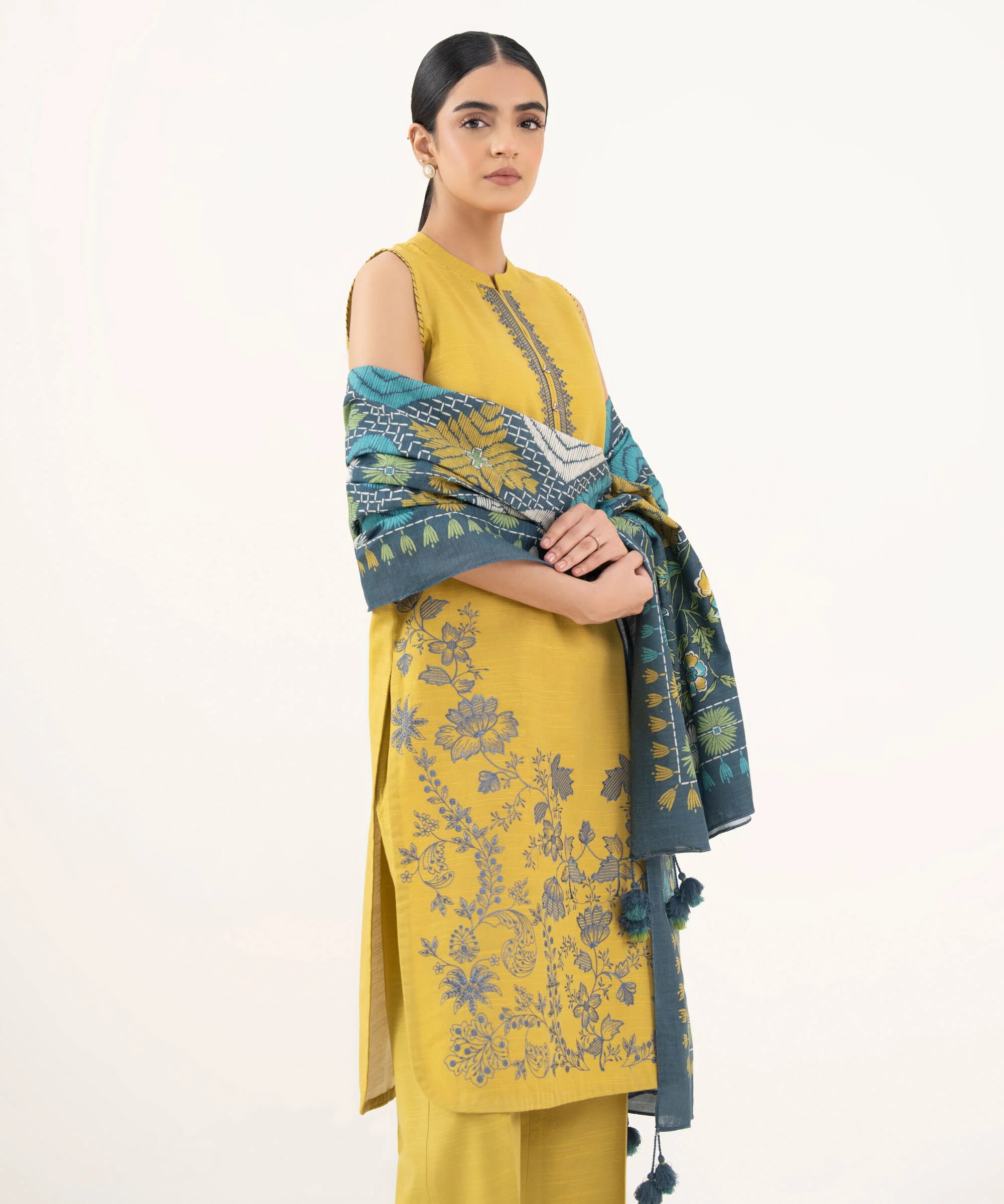 3 Piece - Embroidered Lawn Suit
