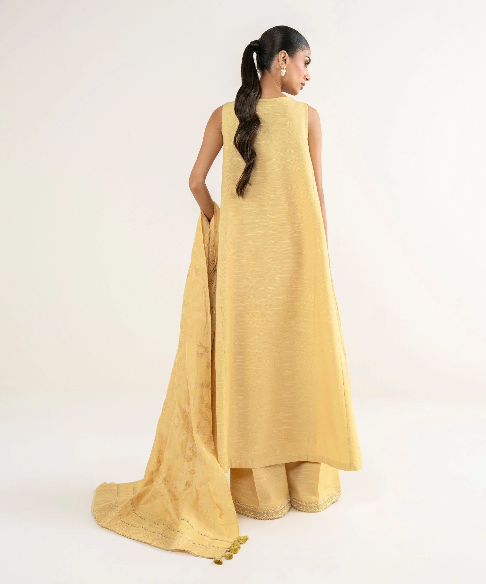 3 Piece - Embroidered Zari Khaddar Suit