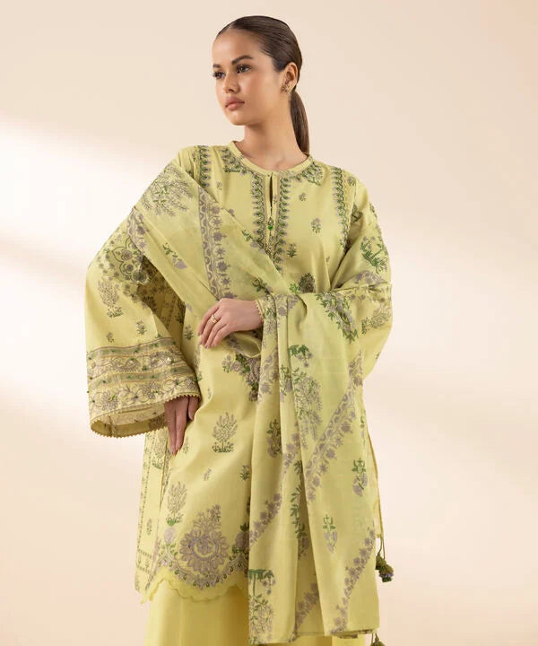 3 Piece - Embroidered Zari Lawn Suit