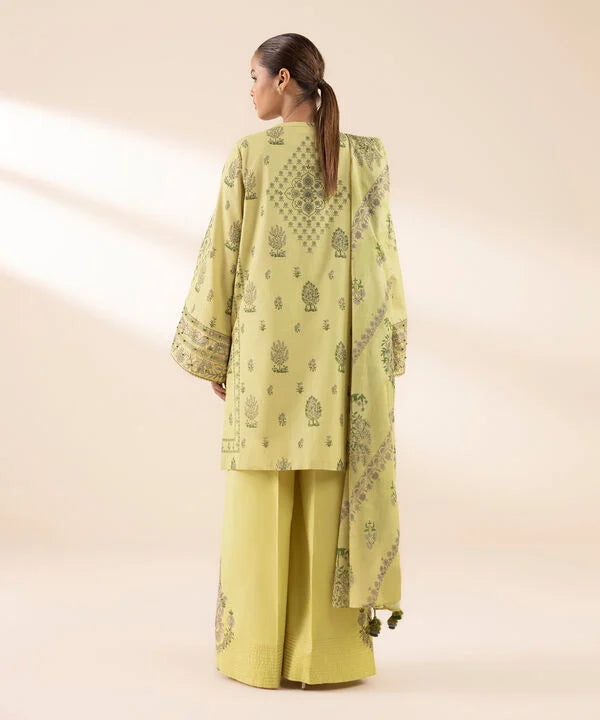 3 Piece - Embroidered Zari Lawn Suit
