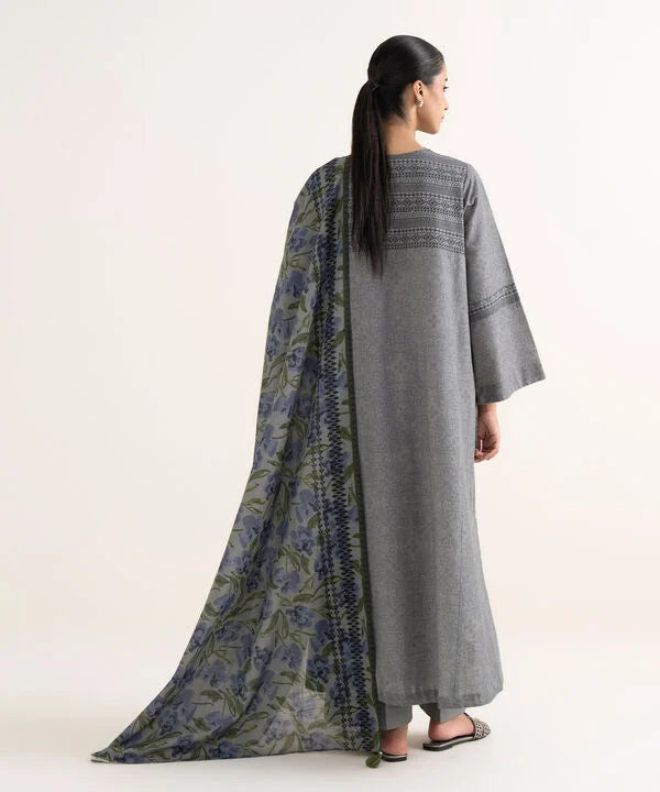 3 Piece - Printed Light Khaddar Suit