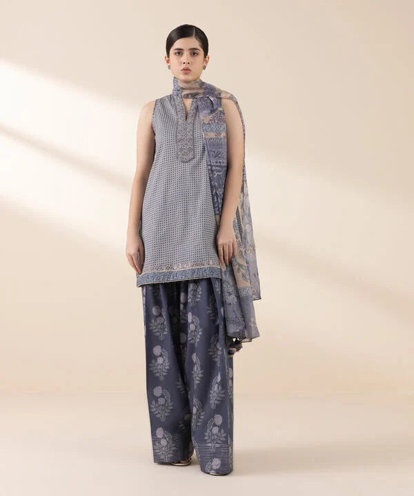 3 Piece - Embroidered Lawn Suit