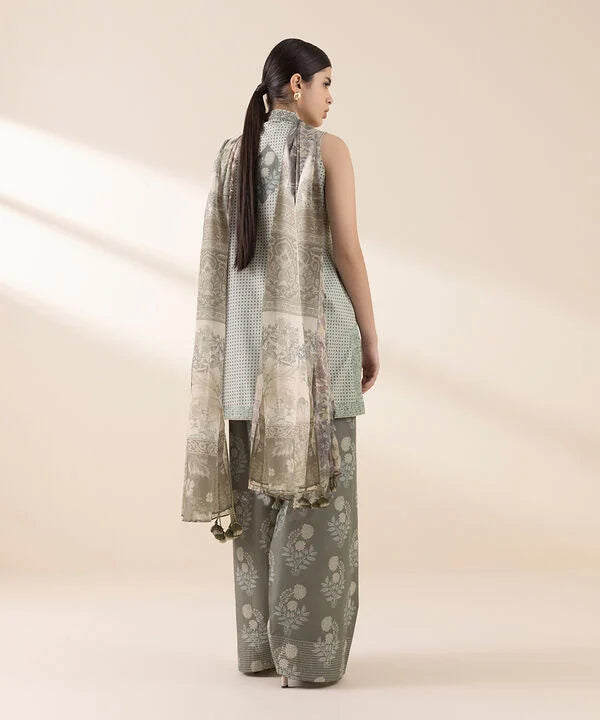 3 Piece - Embroidered Lawn Suit