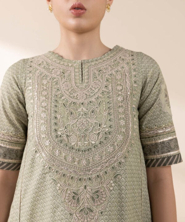 3 Piece - Embroidered Lawn Suit