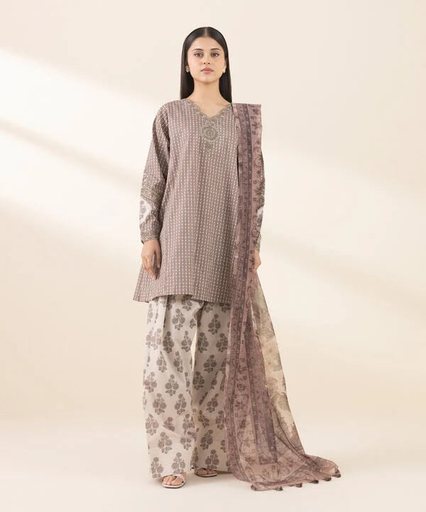 3 Piece - Embroidered Lawn Suit