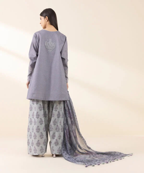 3 Piece - Embroidered Lawn Suit