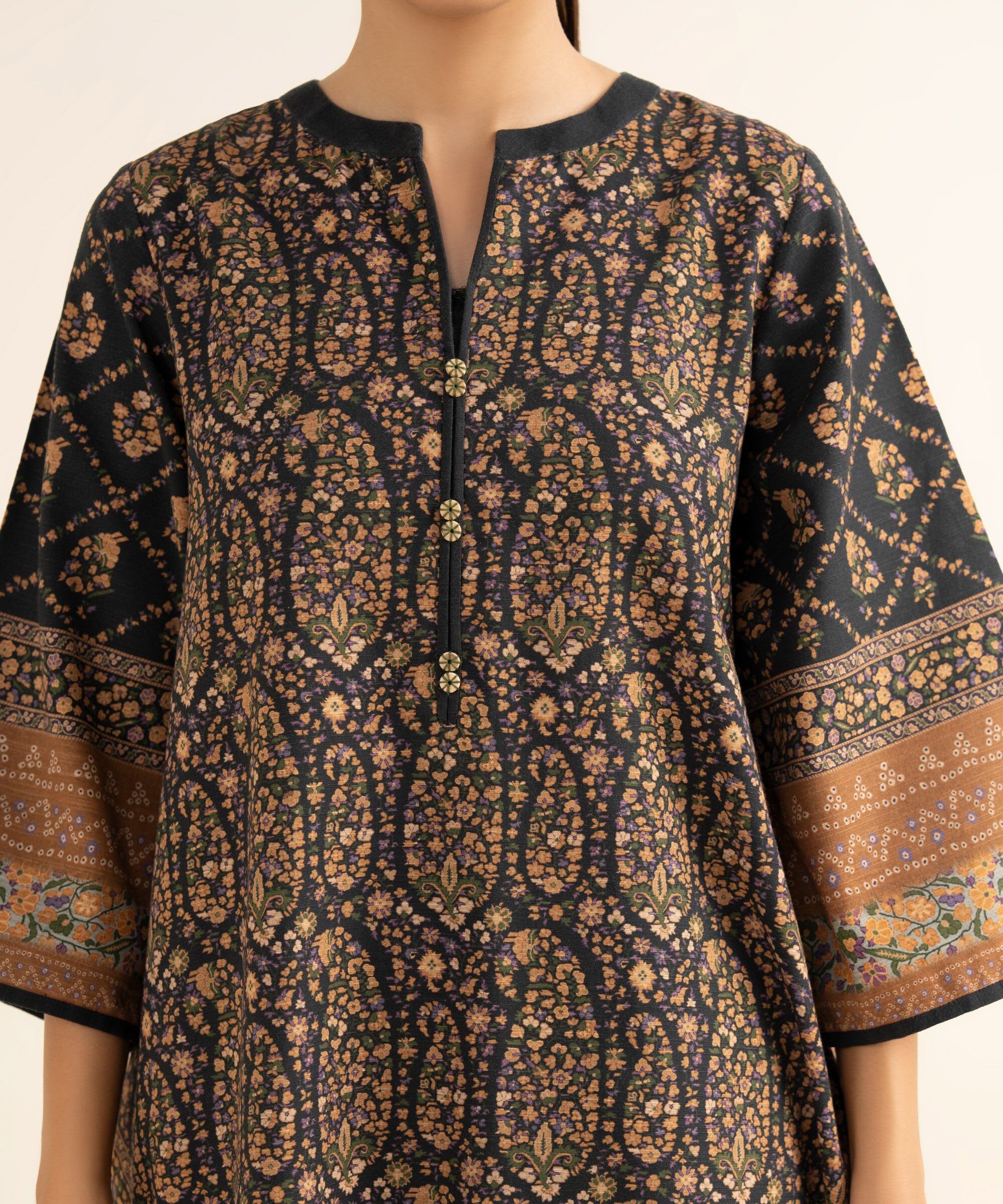 3 Piece - Printed Light Khaddar Suit