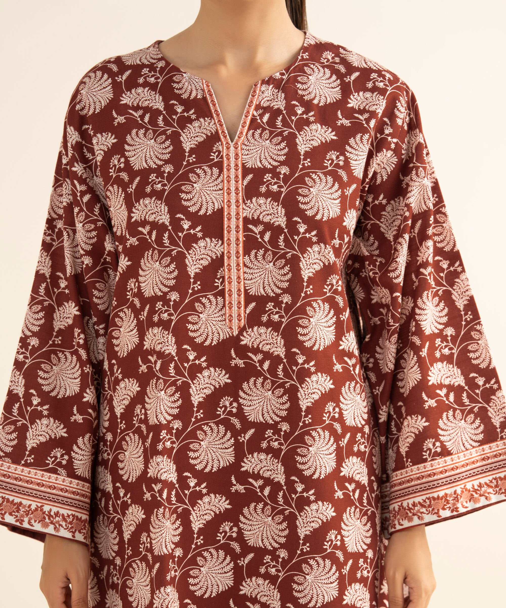 3 Piece - Printed Light Khaddar Suit