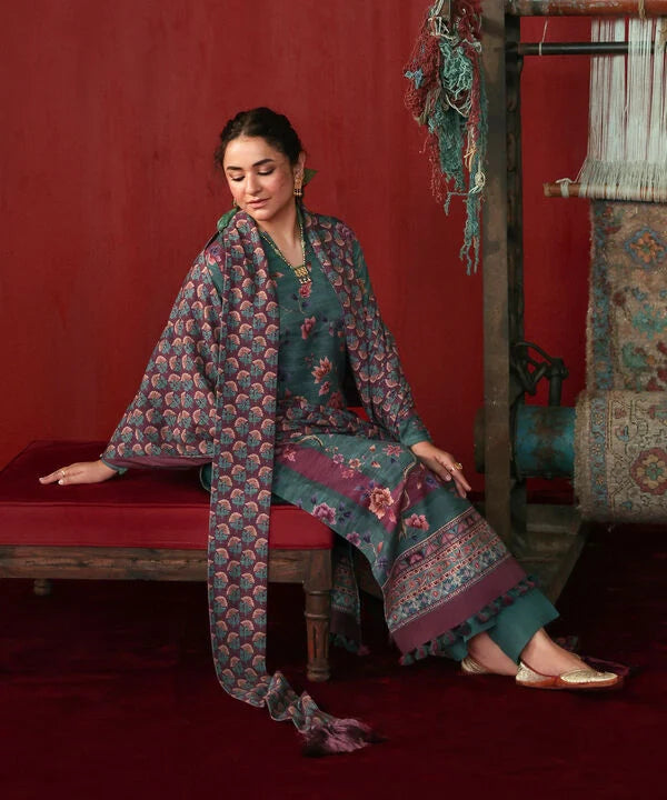 3 Piece - Printed Khaddar Suit