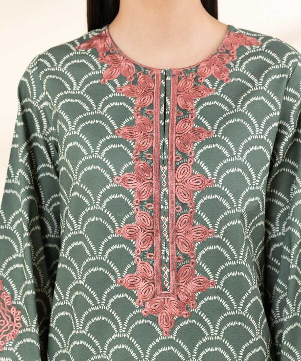 3 Piece - Embroidered Lawn Suit