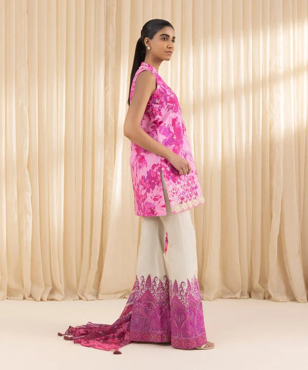 3 Piece - Embroidered Lawn Suit