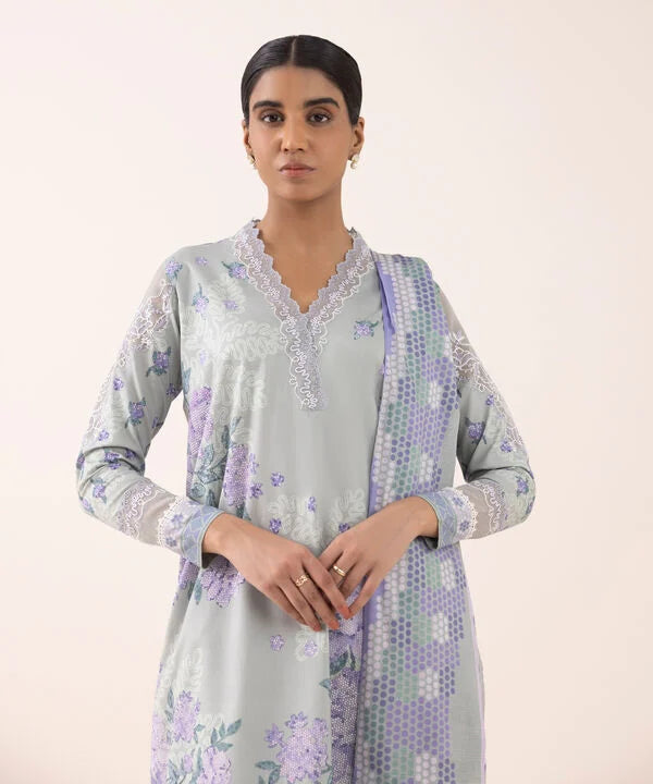 3 Piece - Embroidered Lawn Suit