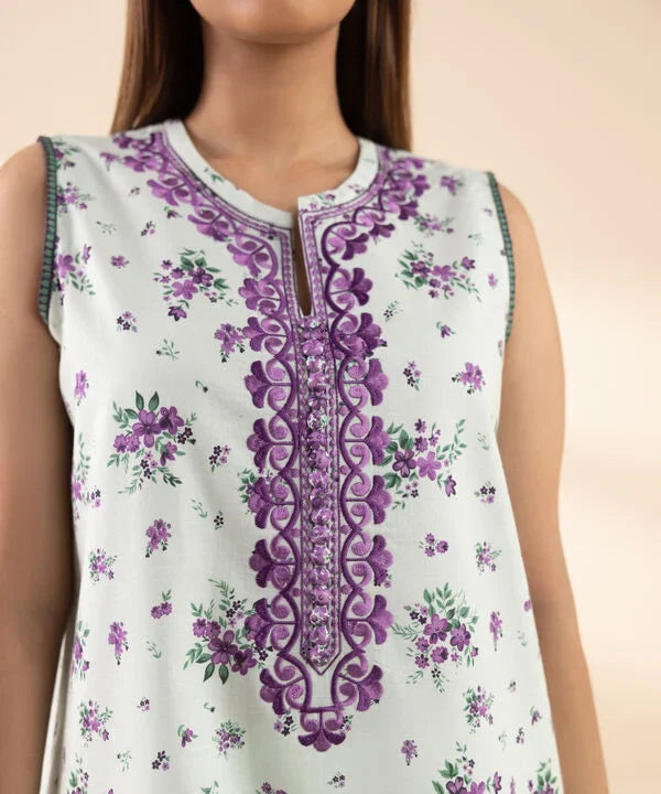 3 Piece - Embroidered Lawn Suit