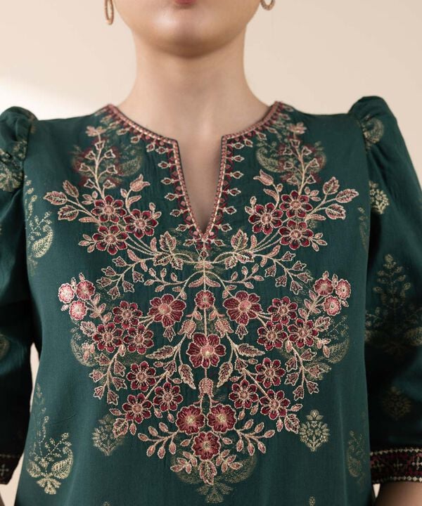 3 Piece - Embroidered Jacquard Suit