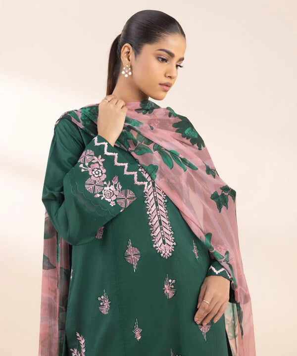 3 Piece - Embroidered Lawn Suit