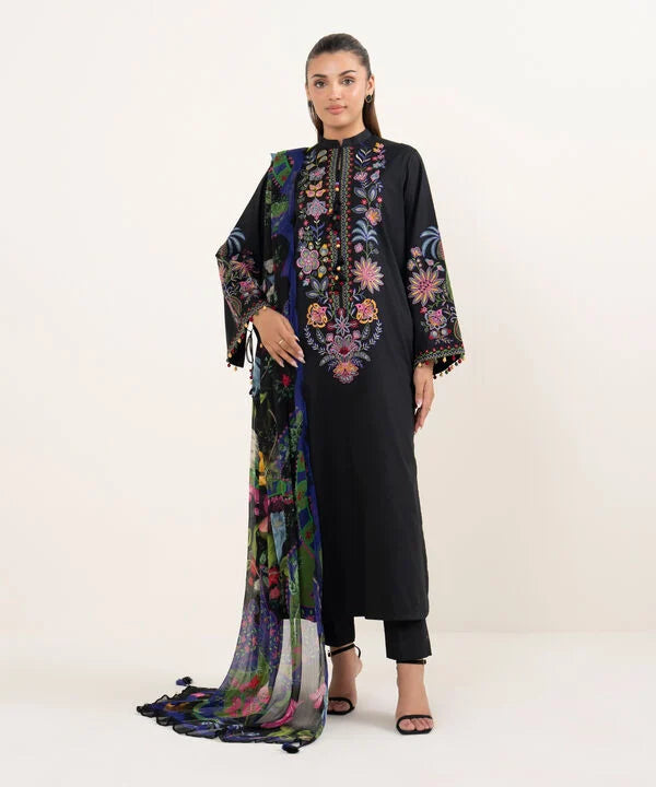 3 Piece - Embroidered Lawn Suit