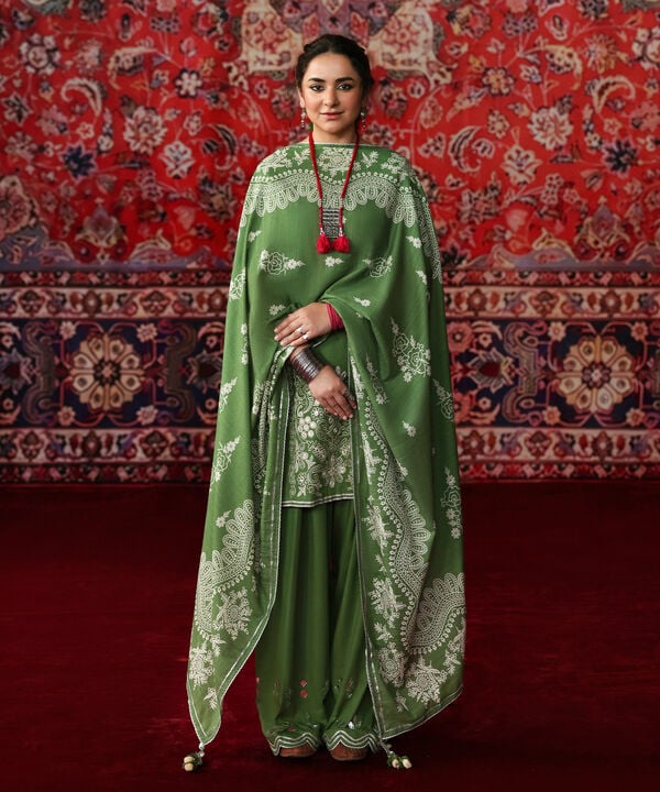 3 Piece - Embroidered Light Khaddar Suit