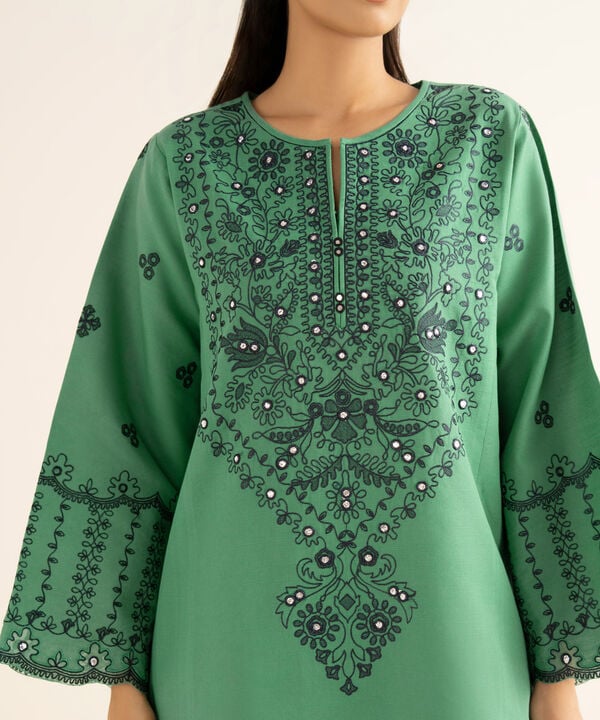 3 Piece - Embroidered Light Khaddar Suit