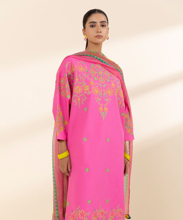 3 Piece - Embroidered Lawn Suit