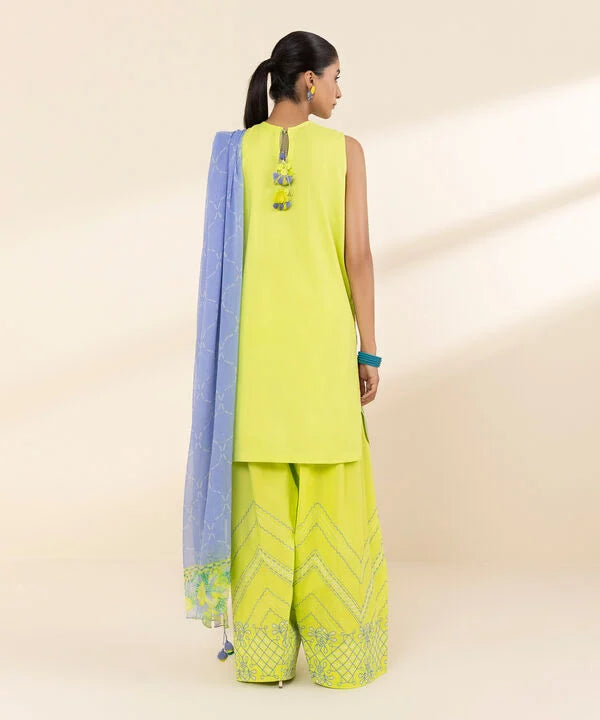 3 Piece - Embroidered Lawn Suit