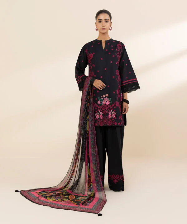 3 Piece - Embroidered Lawn Suit