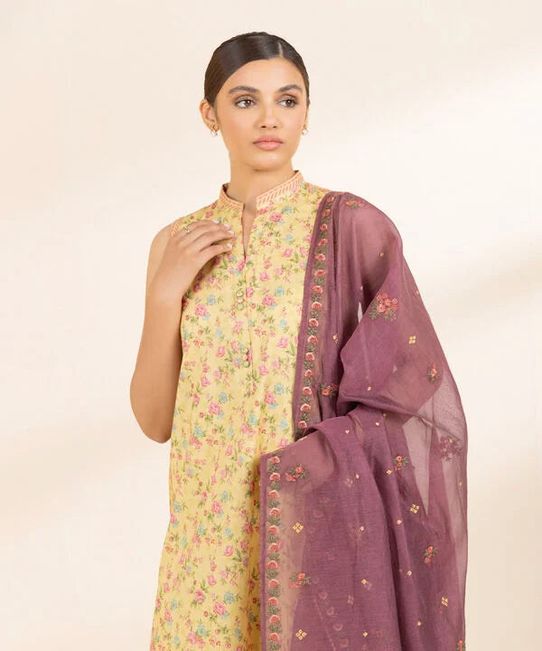 3 Piece - Embroidered Lawn Suit