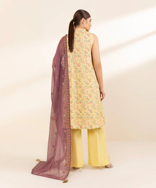 3 Piece - Embroidered Lawn Suit