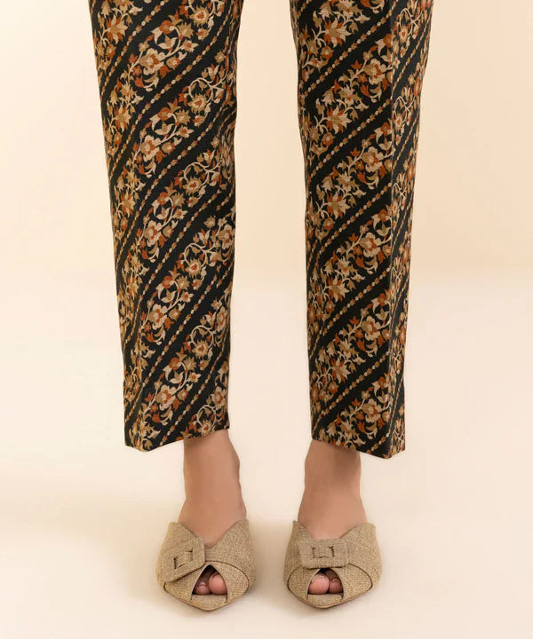 3 Piece - Printed Light Khaddar Suit