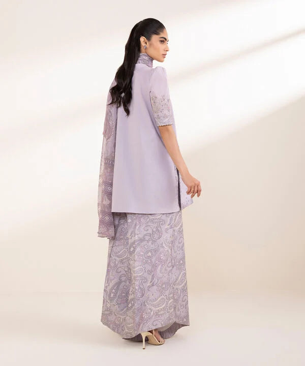 3 Piece - Embroidered Lawn Suit