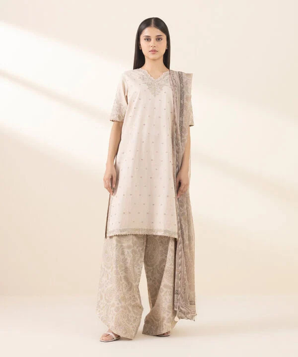 3 Piece - Embroidered Lawn Suit