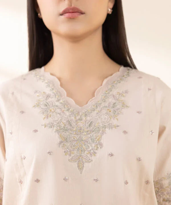 3 Piece - Embroidered Lawn Suit