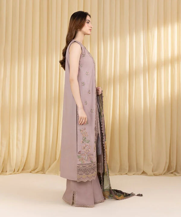3 Piece - Embroidered Lawn Suit