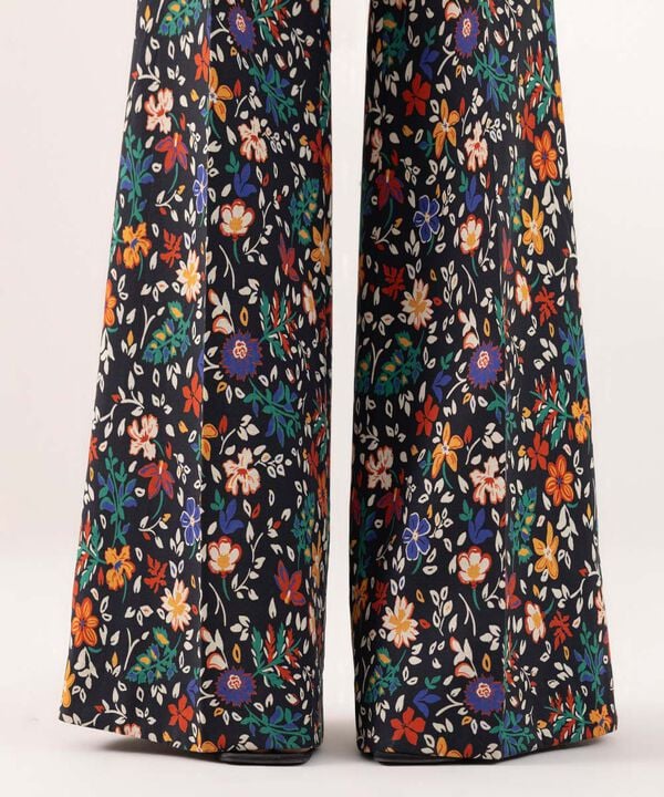 Printed Cambric Boot-cut Pants