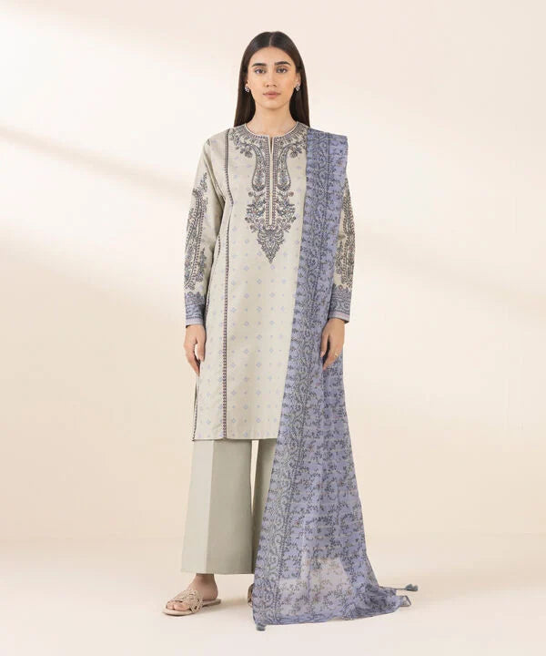 3 Piece - Embroidered Zari Lawn Suit