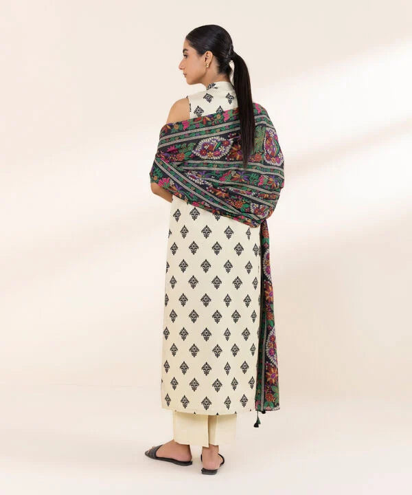 3 Piece - Embroidered Lawn Suit