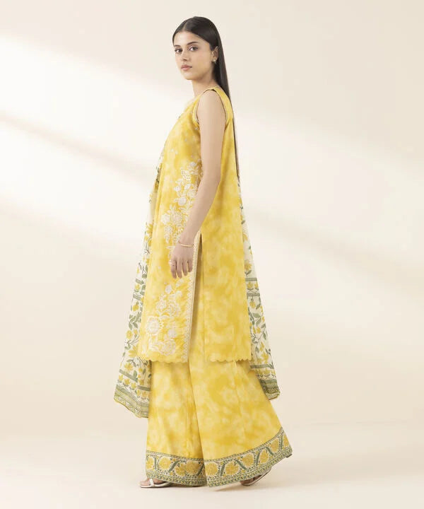 3 Piece - Embroidered Lawn Suit