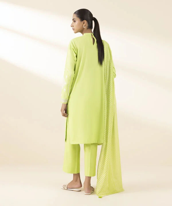 3 Piece - Embroidered Lawn Suit