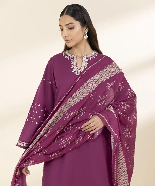 3 Piece - Embroidered Lawn Suit