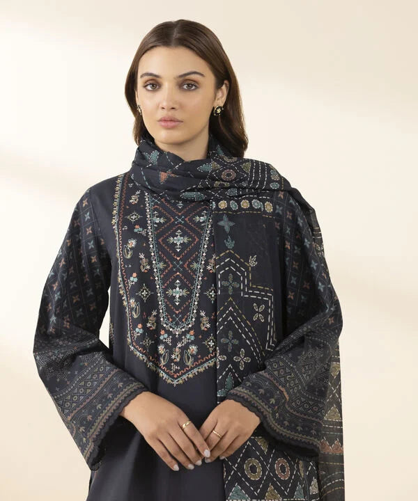 3 Piece - Embroidered Lawn Suit