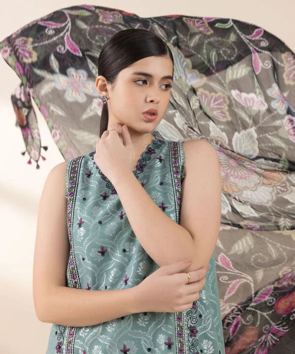 3 Piece - Embroidered Jacquard Suit