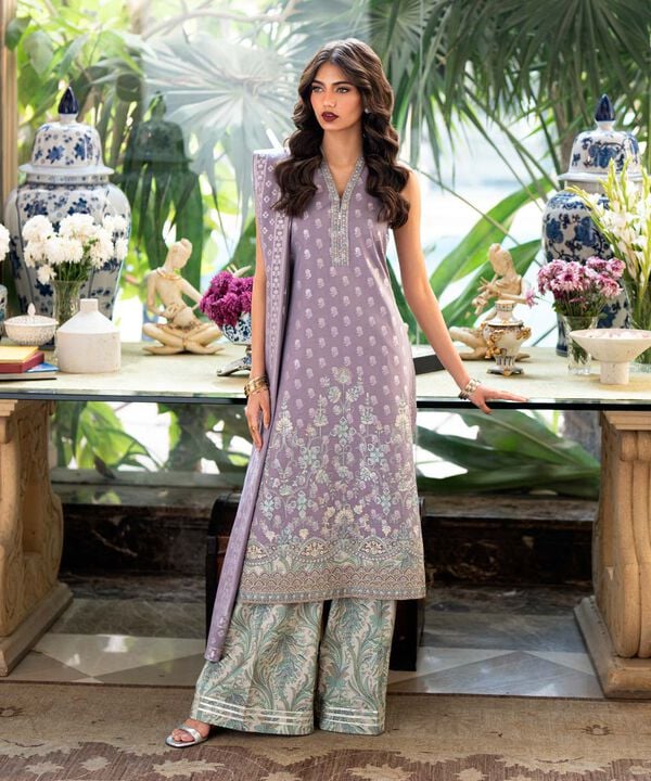 3 Piece - Embroidered Jacquard Suit