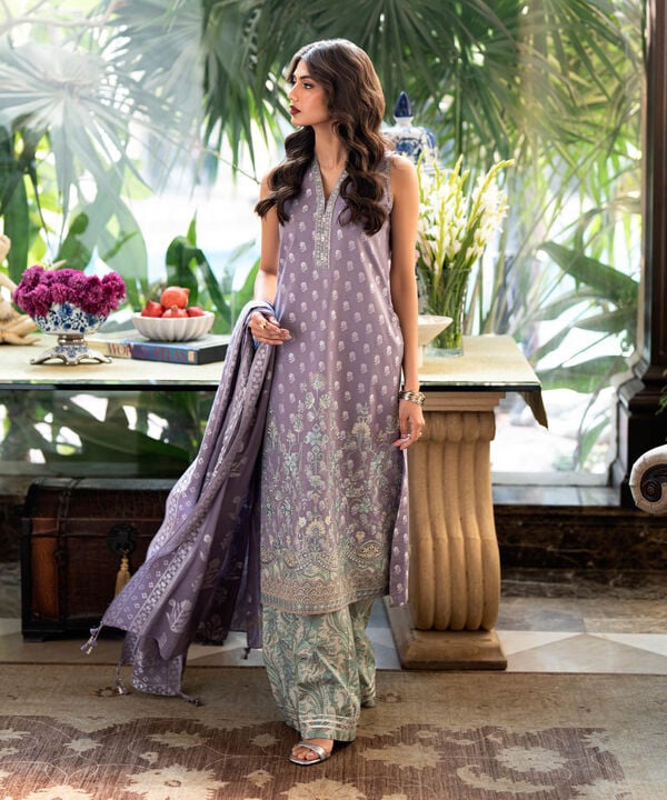 3 Piece - Embroidered Jacquard Suit