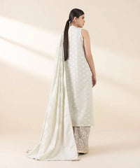 3 Piece - Embroidered Jacquard Suit