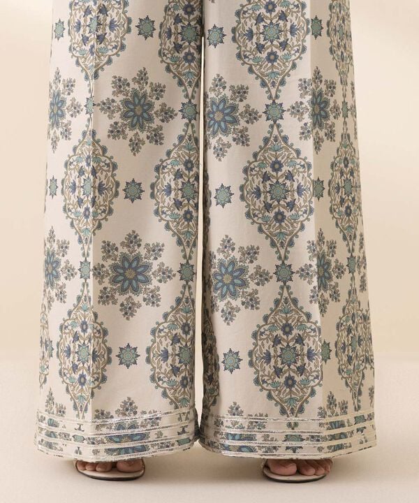 3 Piece - Embroidered Jacquard Suit