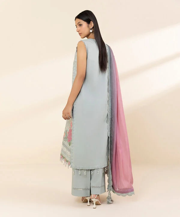 3 Piece - Embroidered Lawn Suit