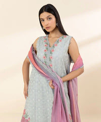 3 Piece - Embroidered Lawn Suit