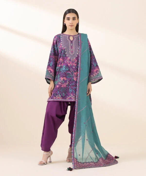 3 Piece - Embroidered Lawn Suit