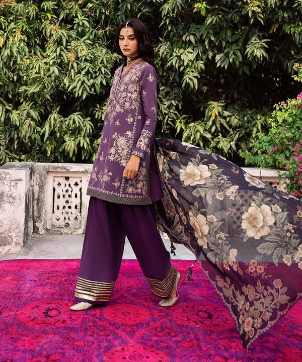 3 Piece - Embroidered Lawn Suit